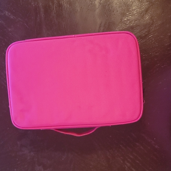 Travel Cosmetic case - Picture 3 of 15